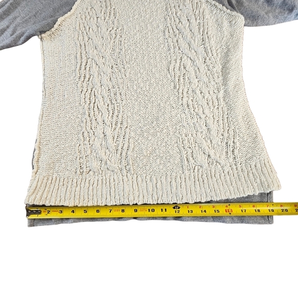Anthropologie's Dolan Parknit Contrast Gray Jersey & Ivory Chunky Cable Knit Tee - Picture 8 of 11